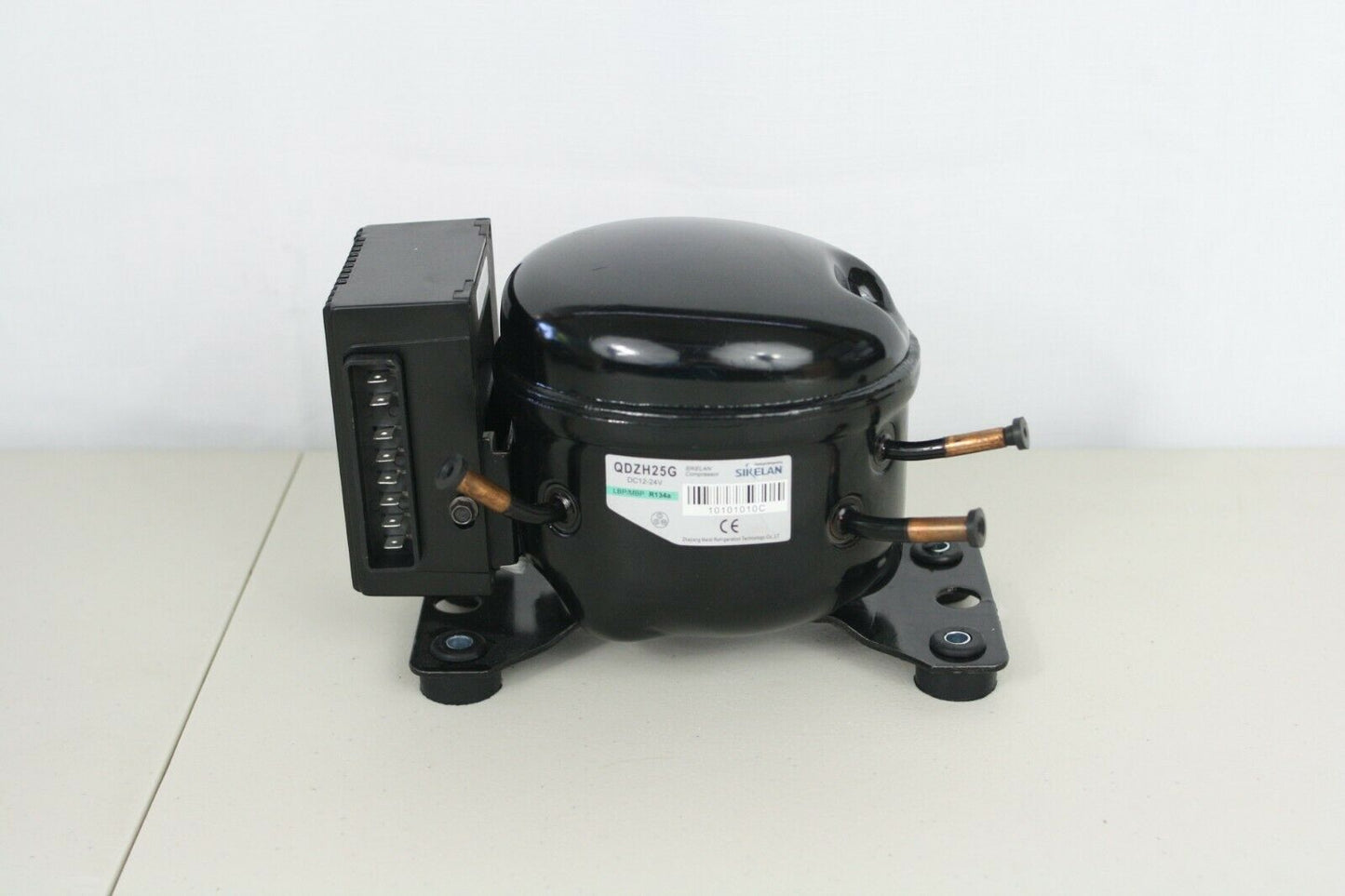 Sikeland QDZH25G 12V 24V DC R134a Refrigeration Compressor Mobile Marine Off-Grid