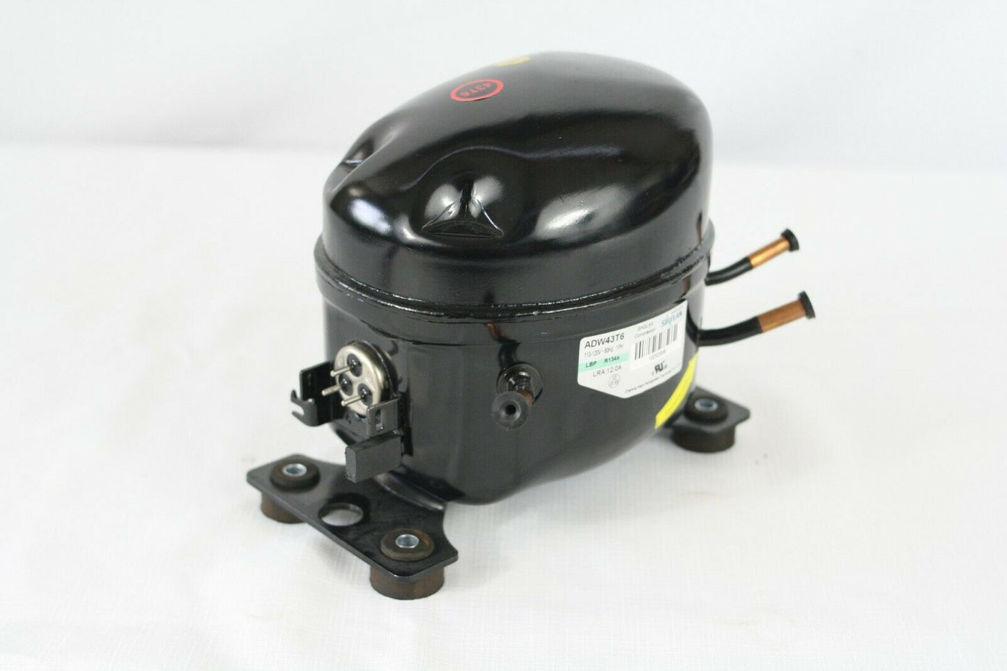 SIKELAN ADW43T6 REFRIGERATION COMPRESSOR 1/6 HP 444BTU 110-120V R134A 50-60HZ