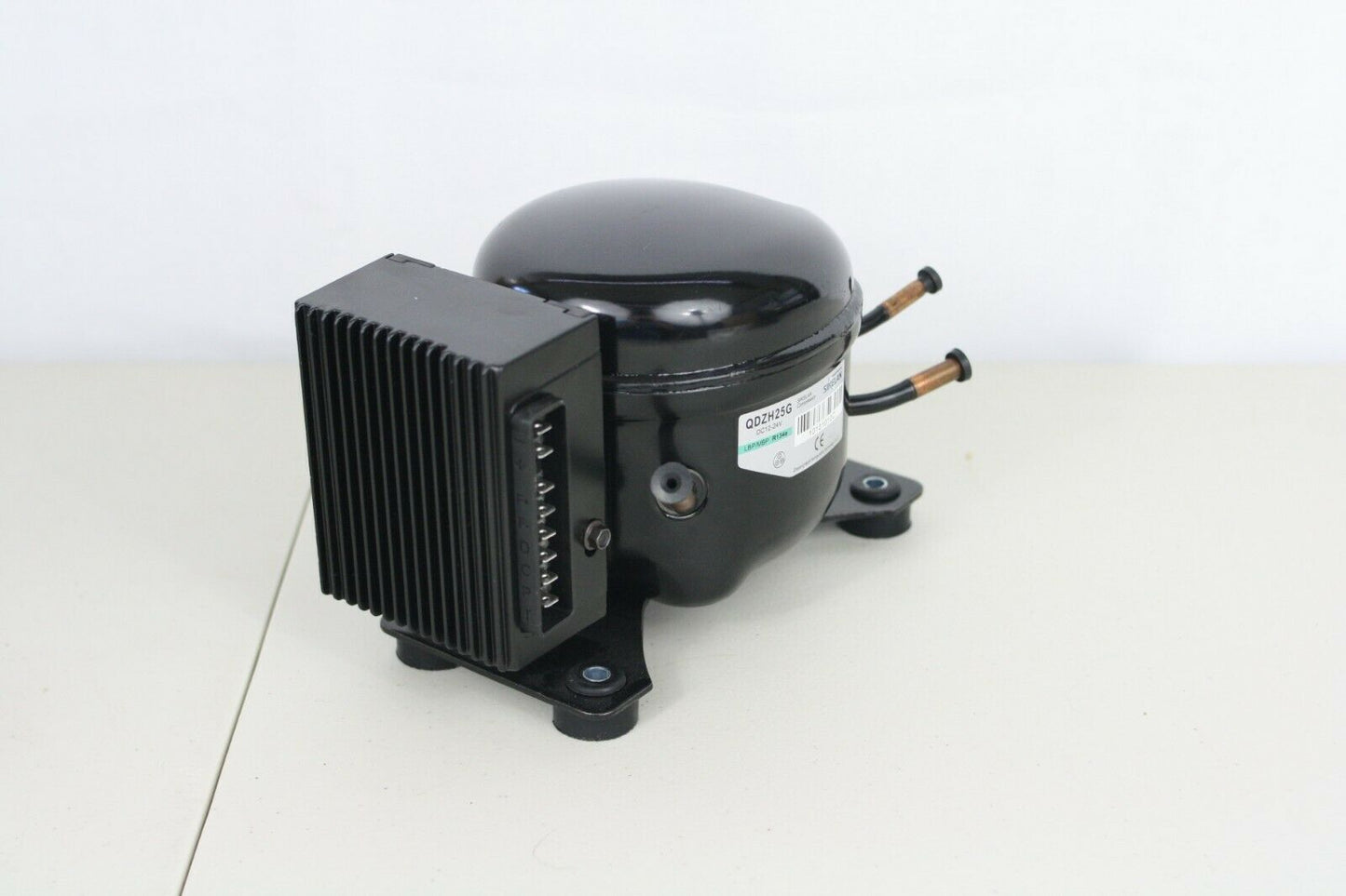 Sikeland QDZH25G 12V 24V DC R134a Refrigeration Compressor Mobile Marine Off-Grid