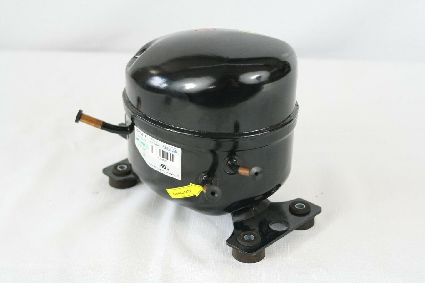 SIKELAN ADW43T6 REFRIGERATION COMPRESSOR 1/6 HP 444BTU 110-120V R134A 50-60HZ
