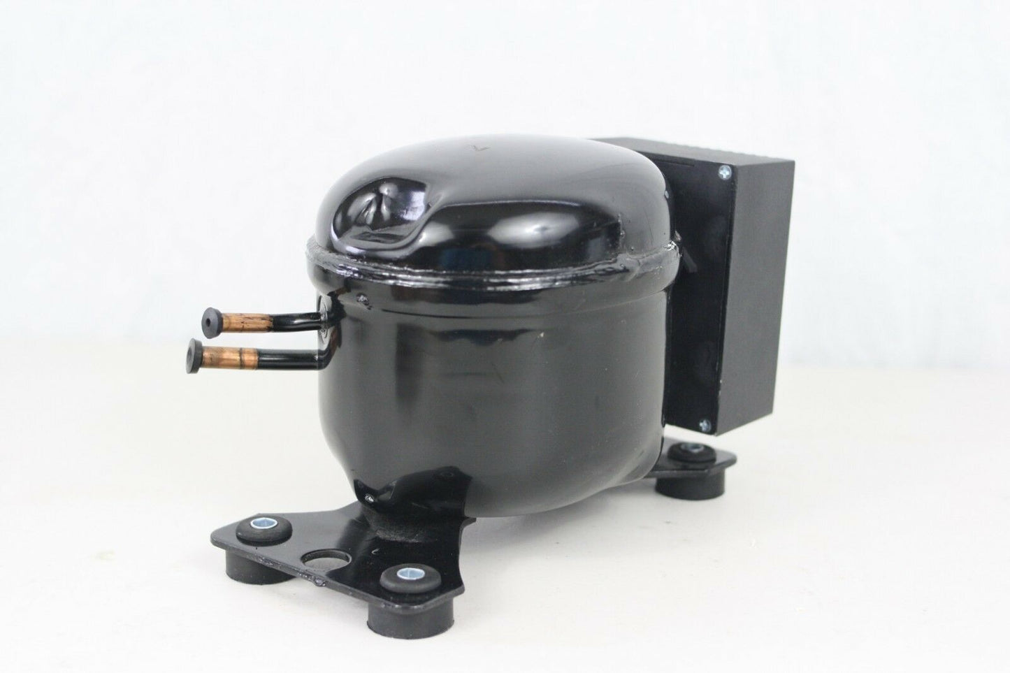 Sikelan QDZH35G 12V 24V DC R134a Refrigeration Compressor Mobile Marine Off-Grid