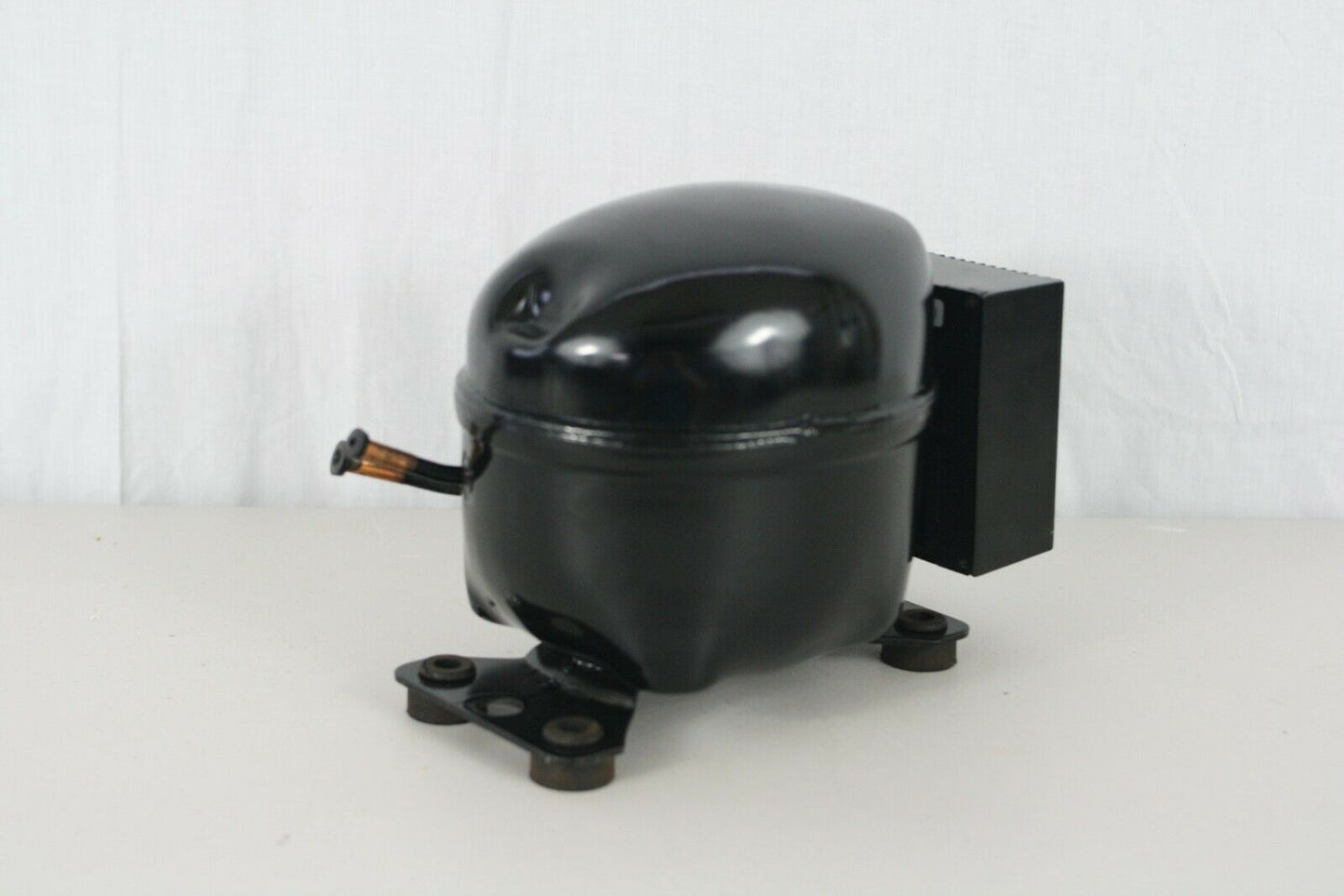 Sikelan QDZH65G 12V 24V DC R134A Refrigeration Compressor Mobile Marine Off-Grid