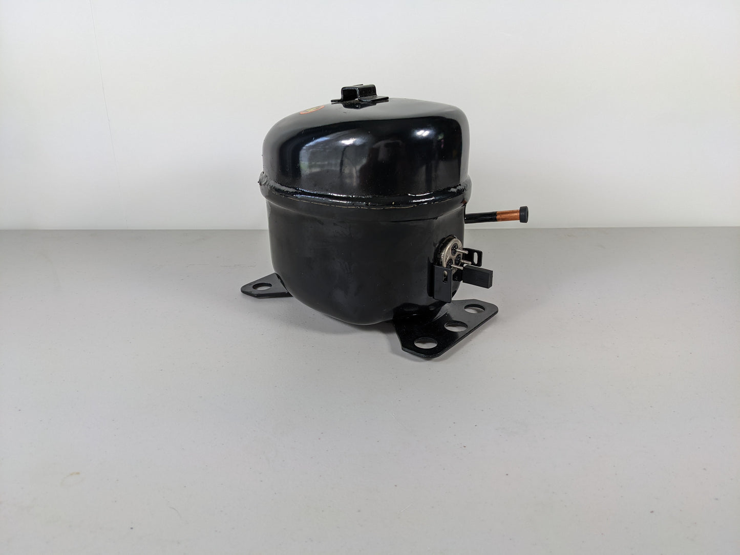 Sikelan QD65Y11G Refrigeration Compressor 1/7HP 450BTU 110-120VAC R600a LBP