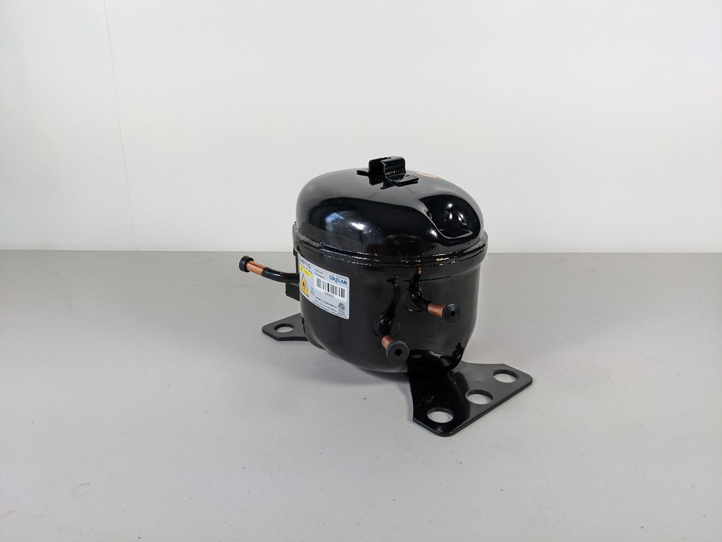Sikelan QD43Y11G Refrigeration Compressor 1/9HP 307BTU 110-120V R600a LBP