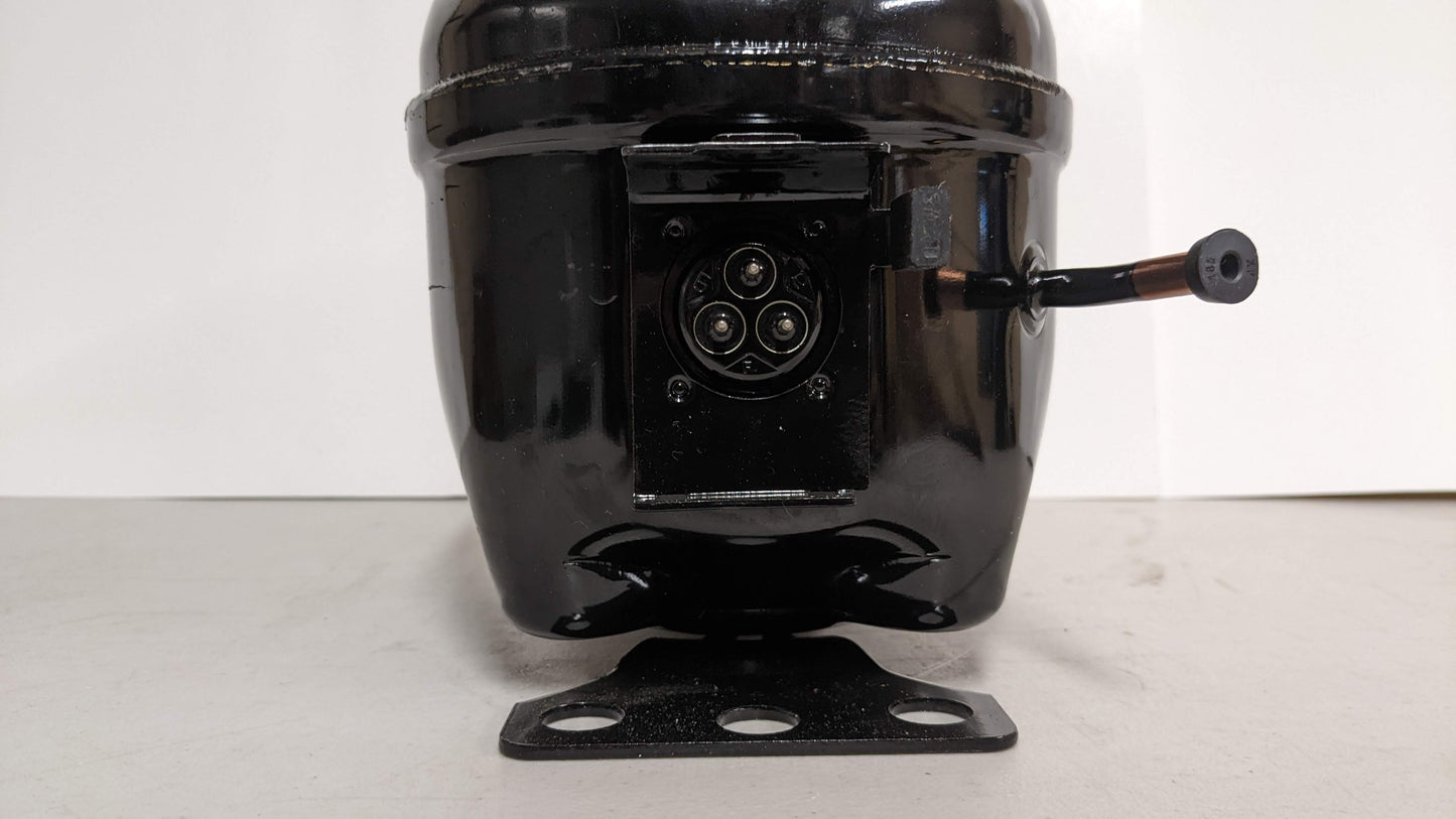 Sikelan QD128Y11G Refrigeration Compressor 1/3-HP 901BTU 110-120V R600a LBP
